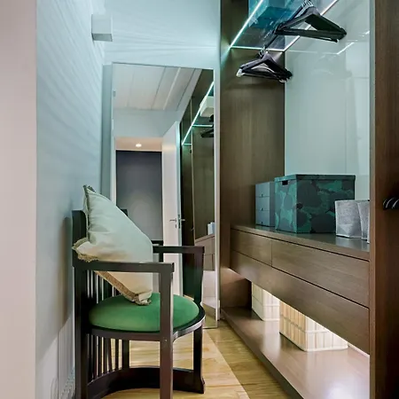 Deco Gem In Santa Catarina Apartamento Lisboa